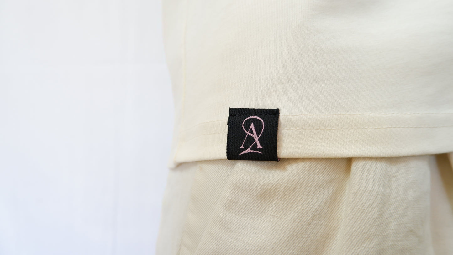 The Signature Tee - Cream/Pink