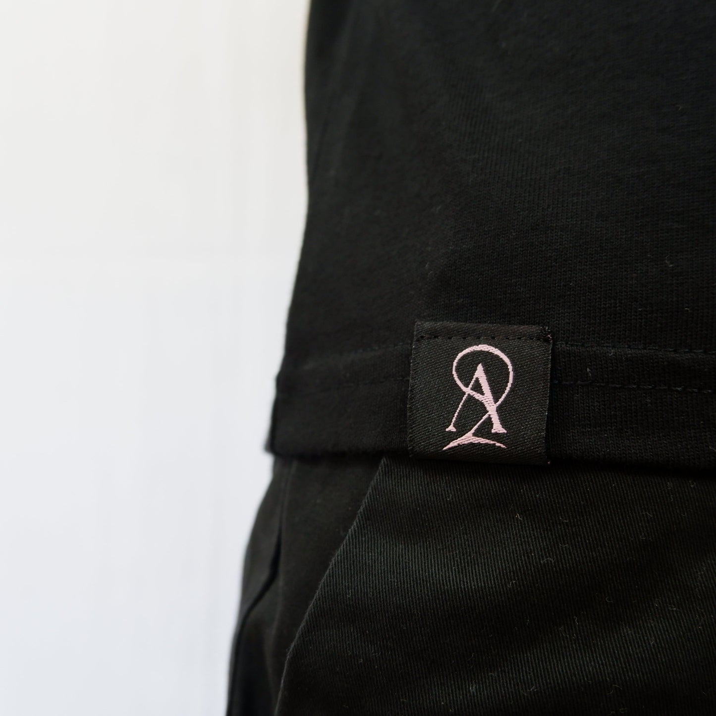 The Embroidered Tee - Black/Pink